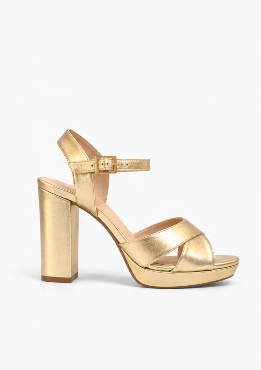 Sandalia dorada de plataforma - Click2Dress